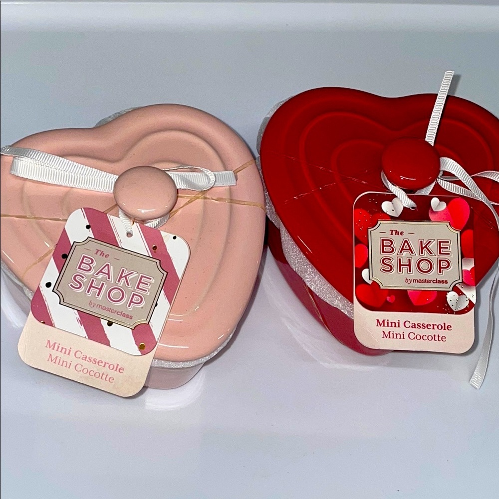 Set of Heart shaped Mini Casserole ceramic baking dishes